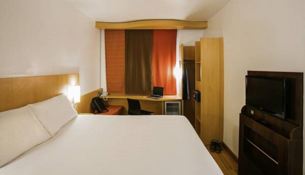 Ibis Lagos Ikeja Exterior photo